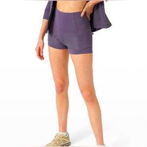 Lululemon, Size 4, Midnight Orchid, Rogue Renegade HR Short 2.5”